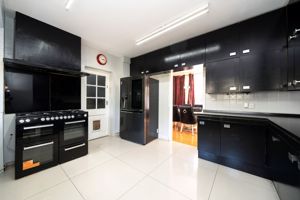 Photo 17- click for photo gallery